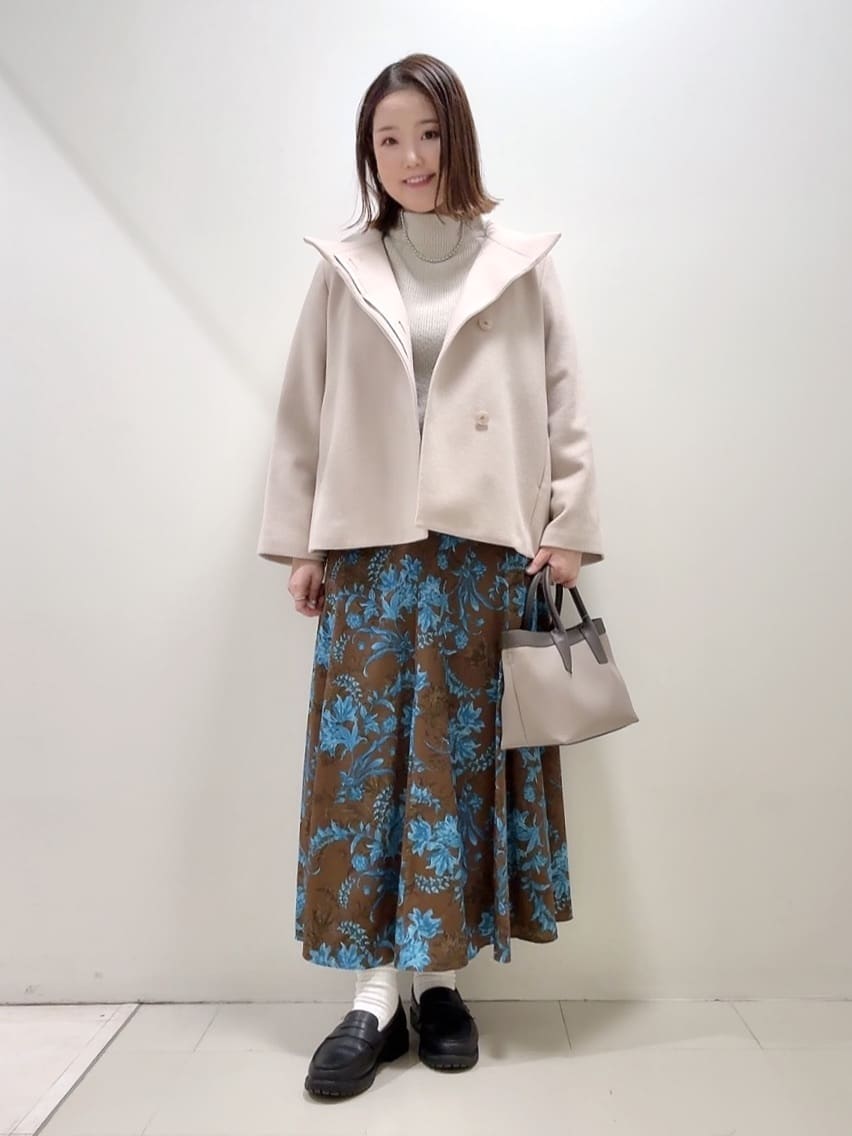 YUIさんの「UNTITLED｜【着回しが効く／オンオフアウター】ウールショートコート」を使ったコーディネート