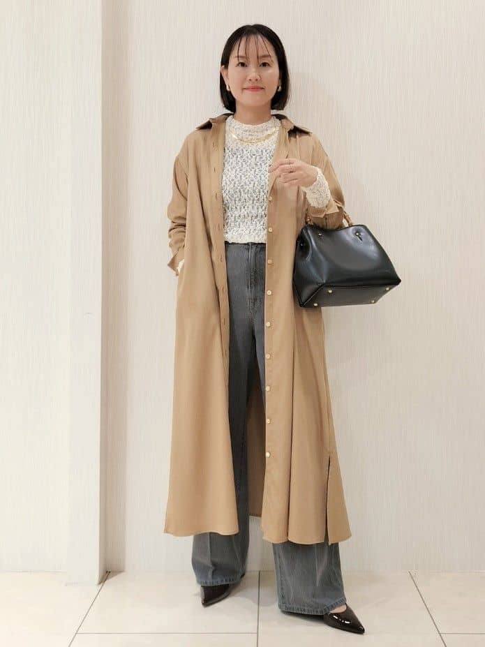 naokoさんの「UNTITLED｜【前開きボタン/ベルト付/羽織シャツ/】2WAYトレンチ風ワンピース」を使ったコーディネート