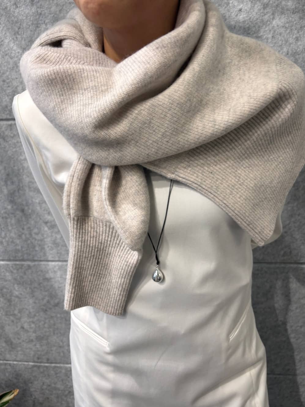 ibuさんの「CODE A｜zip form cardigan」を使ったコーディネート