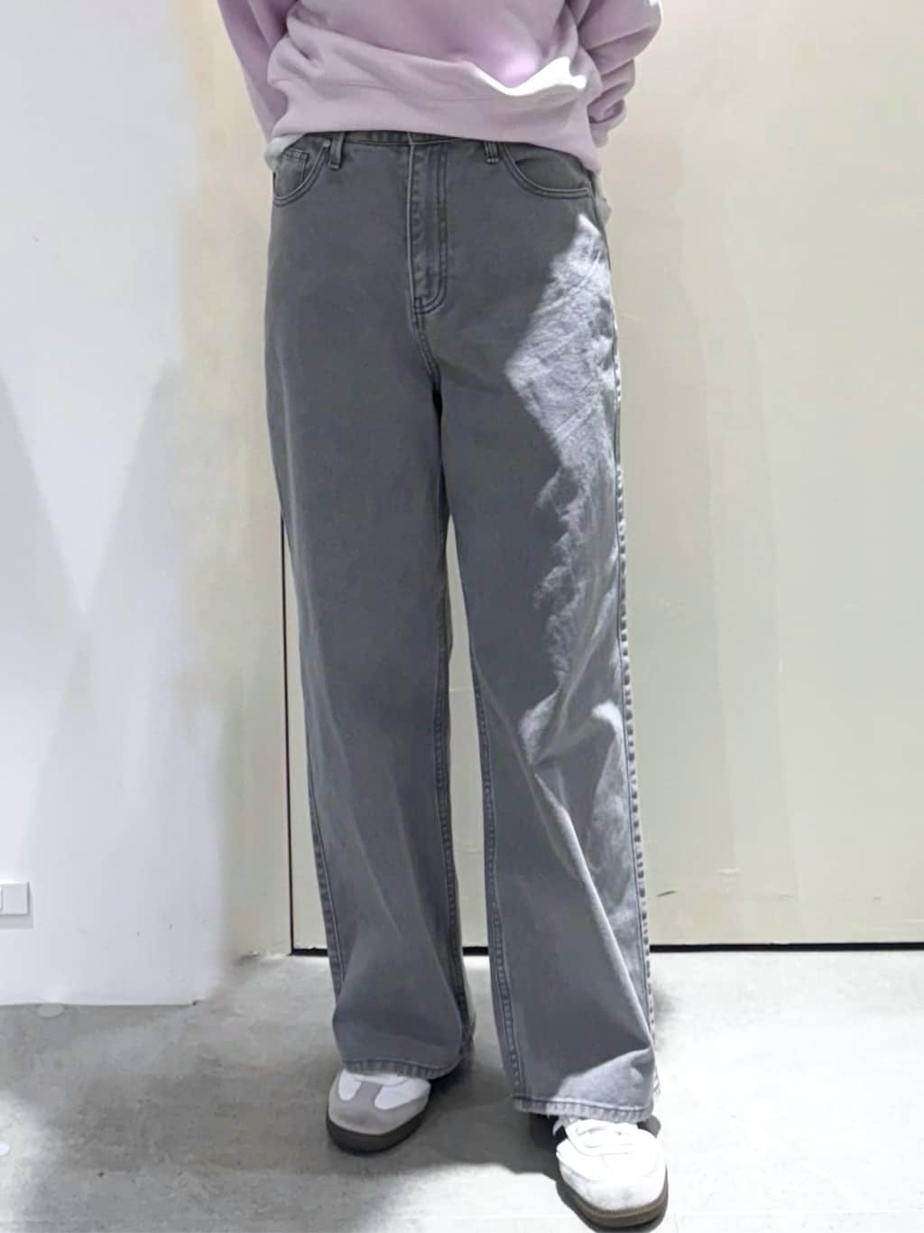 sayaさんの「OPAQUE.CLIP｜ハーフZIPロゴ刺繍裏毛【洗濯機OK】」を使ったコーディネート