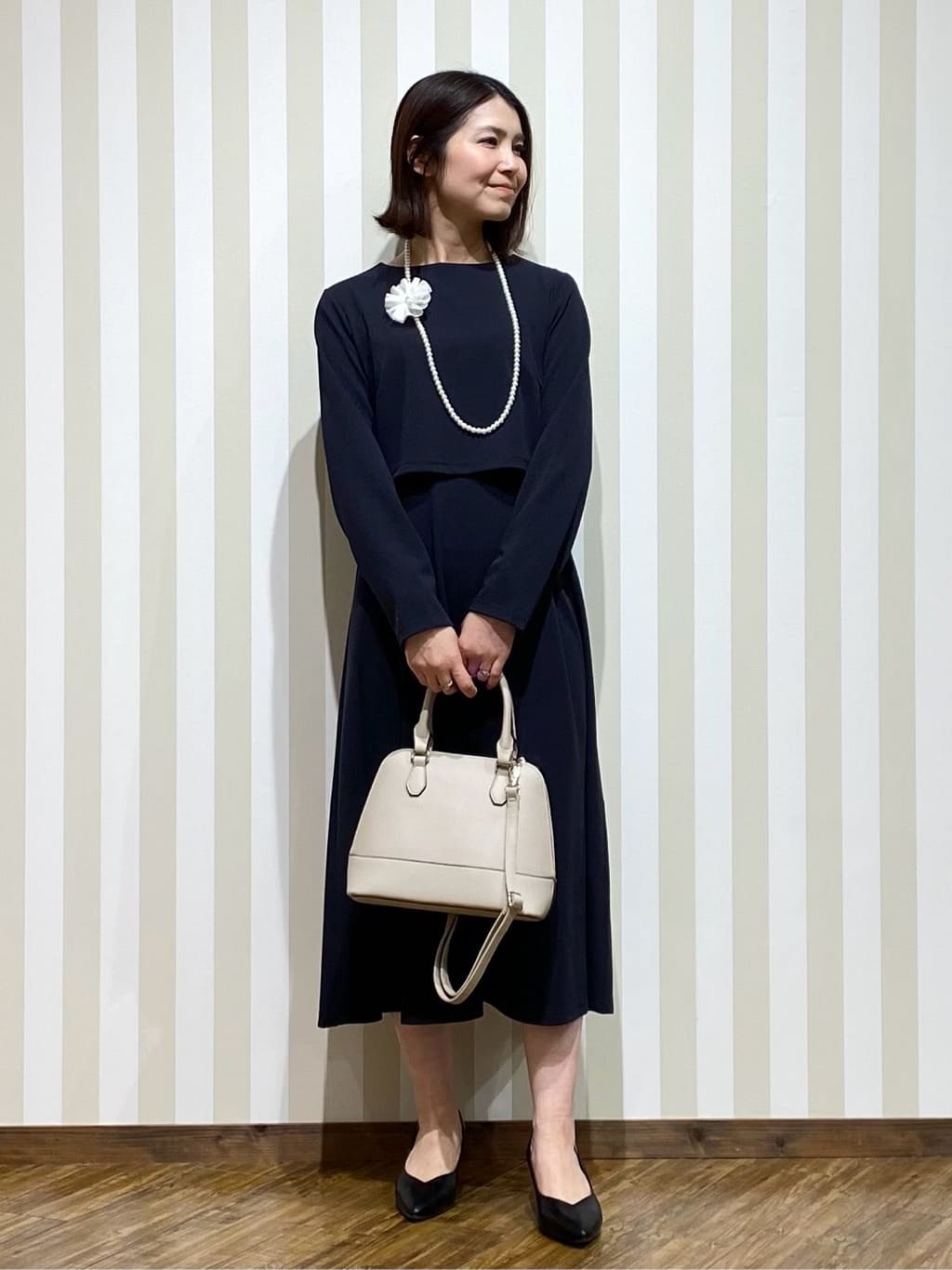SAOさんの「SHOO･LA･RUE｜【S-LL】コーデに迷わずきちんと決まる セットアップ風ワンピース」を使ったコーディネート