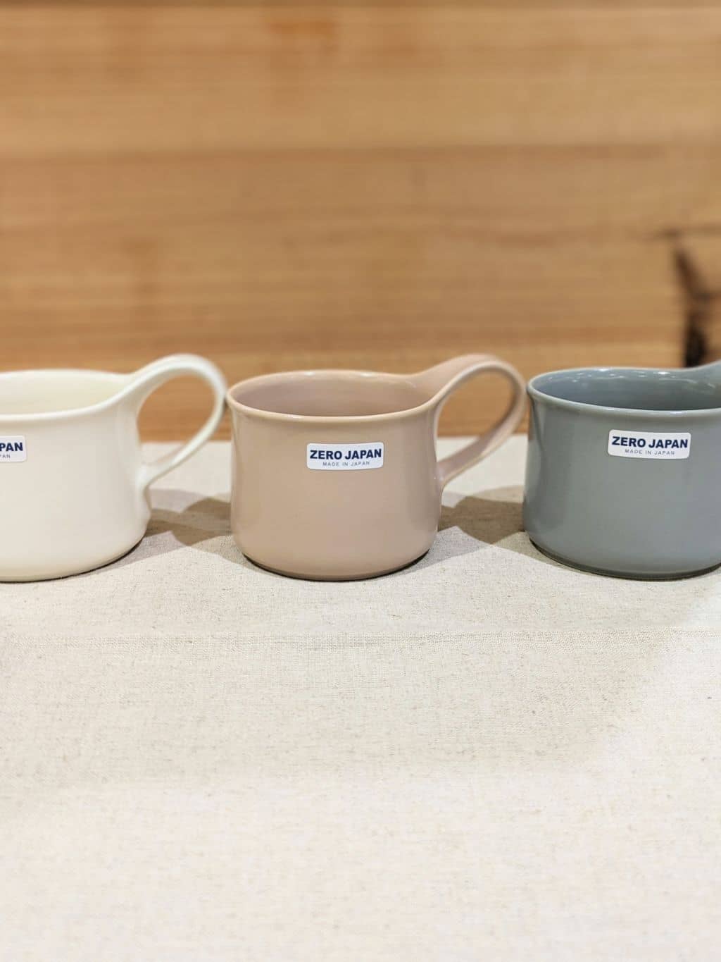 Shimanekoさんの「212 KITCHEN STORE｜カフェマグスモール シルキーベージュ ＜ZEROJAPAN ゼロジャパン＞」を使ったコーディネート