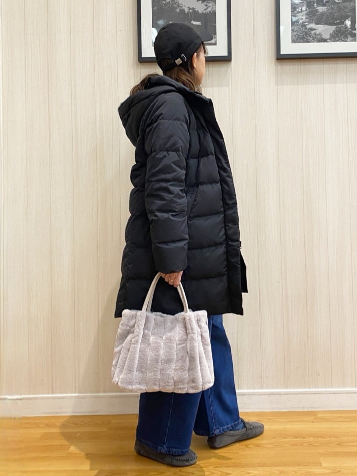 natsuさんの「SHOO･LA･RUE｜【洗濯機可/撥水】フェイクファーフード ロングダウン」を使ったコーディネート