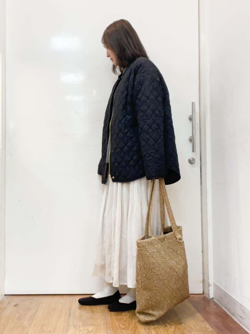 sakiさんの「SHOO･LA･RUE｜【S-LL/洗濯機可】ふわふわがやみつきになる柔らかさ スウェットライクロゴニット」を使ったコーディネート