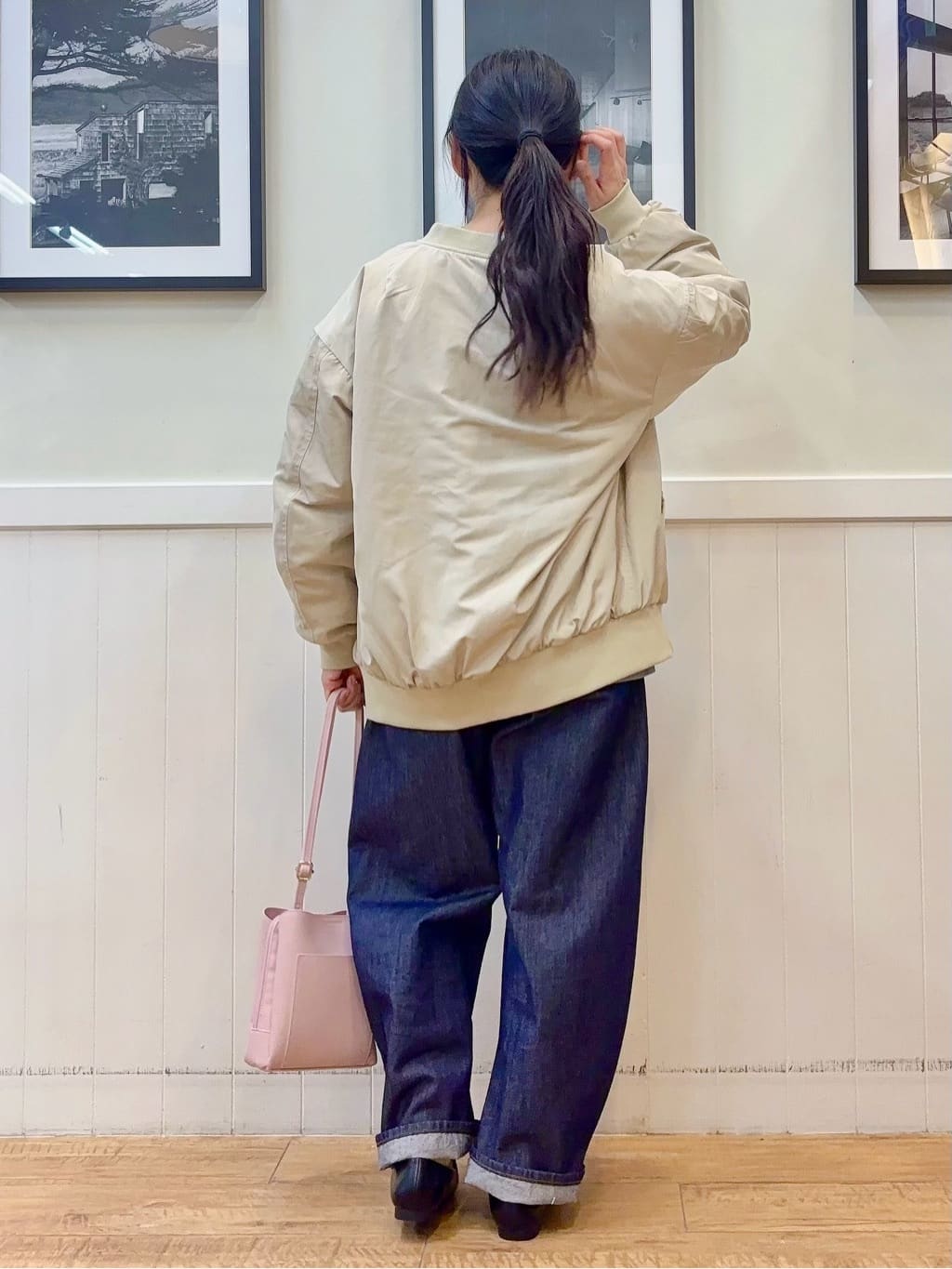 ゆうさんの「SHOO･LA･RUE｜【S-LL】大人も取り入れやすい BIGシルエット MA－1ブルゾン」を使ったコーディネート