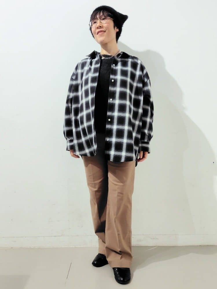 kodamaさんの「THE SHOP TK｜【即戦力/軽羽織】チェックドルマンシャツ」を使ったコーディネート