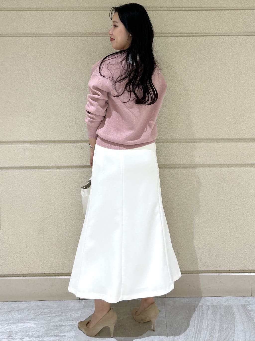 Momokaさんの「COUP DE CHANCE｜【手洗い可】ラメ混ニットトップス」を使ったコーディネート
