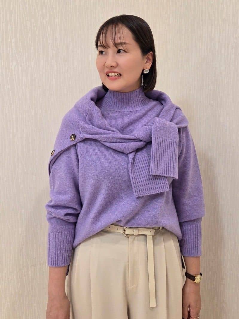 naokoさんの「UNTITLED｜【重ね着もおすすめ/洗える】ウールカシミヤ クルーネックニット」を使ったコーディネート