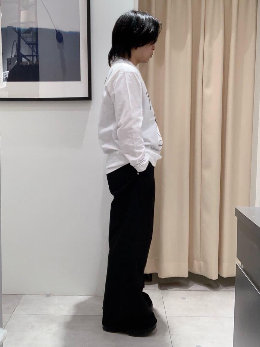 坂。さんの「THE SHOP TK｜PEANUTS ／ ピーナッツ スヌーピー ヴィンテージ風プリント長袖Tシャツ」を使ったコーディネート