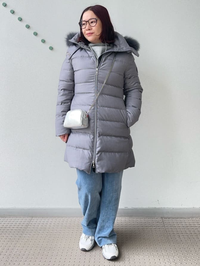 Asamiさんの「DRESSTERIOR｜カシミヤブレンドフードニット」を使ったコーディネート