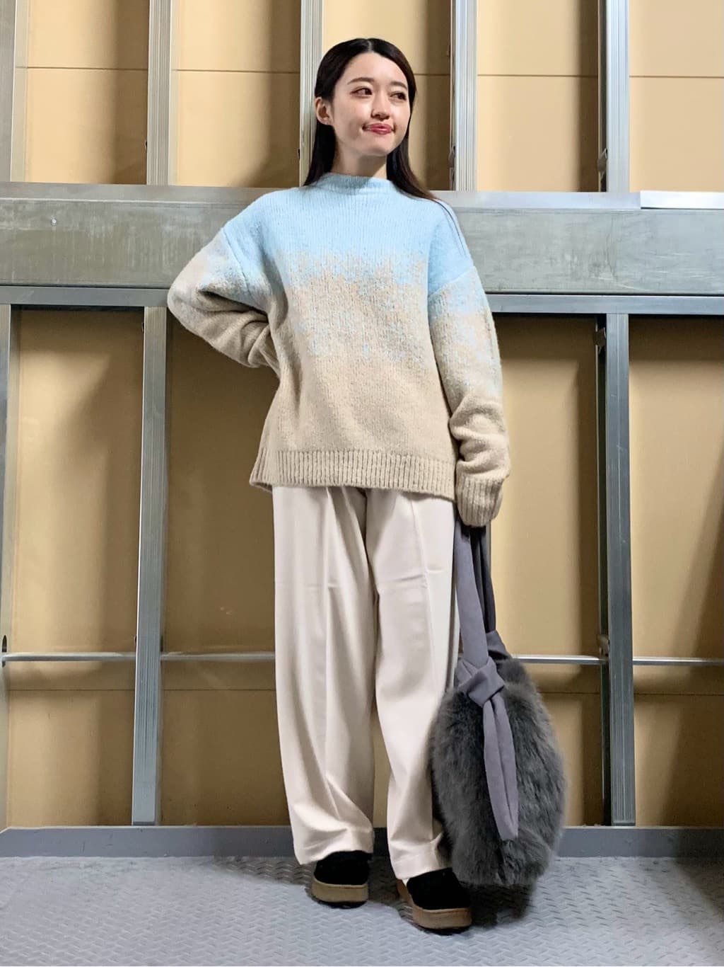 sahoさんの「THE SHOP TK｜バルキーブレンドヤーンニットプルオーバー」を使ったコーディネート