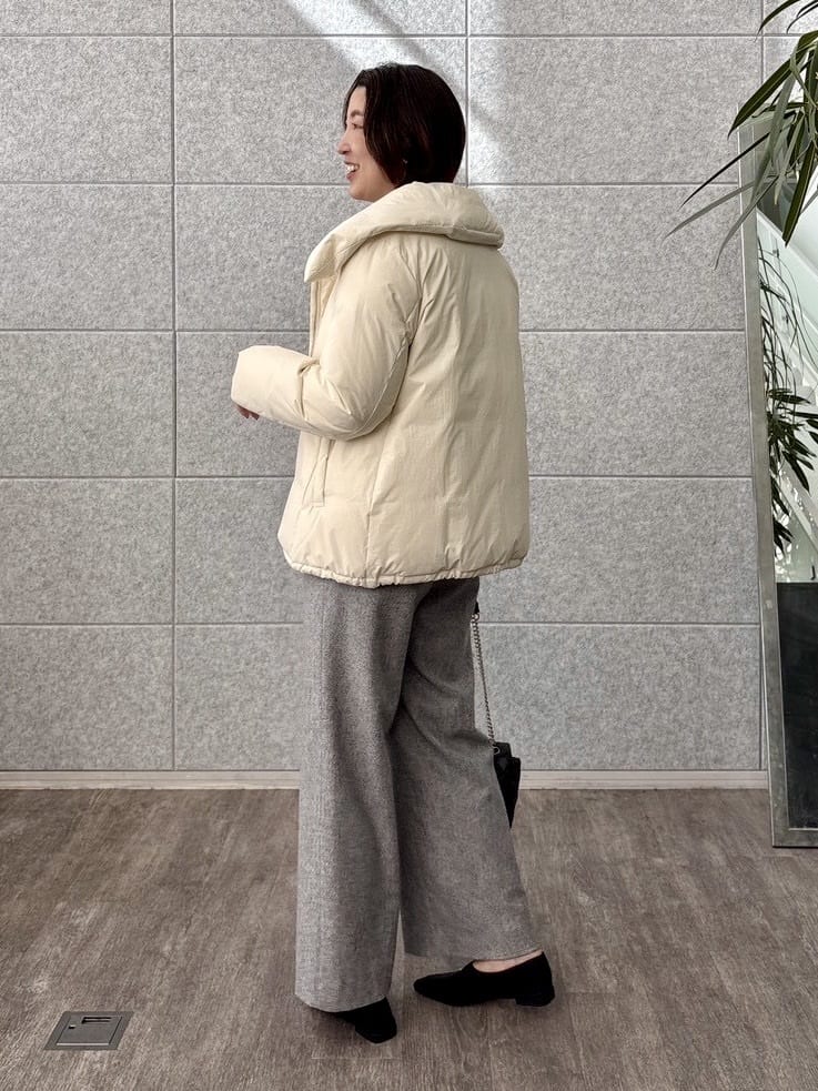 yuriさんの「INDIVI｜【褒められパンツ／ウール混】ウォームウール ワイドパンツ」を使ったコーディネート