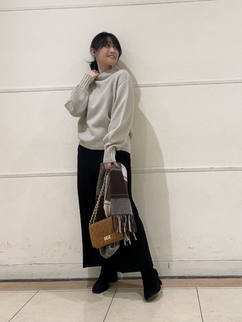 watanabeさんの「UNTITLED｜【洗える】スポンディッシュ ボトルネックニット」を使ったコーディネート