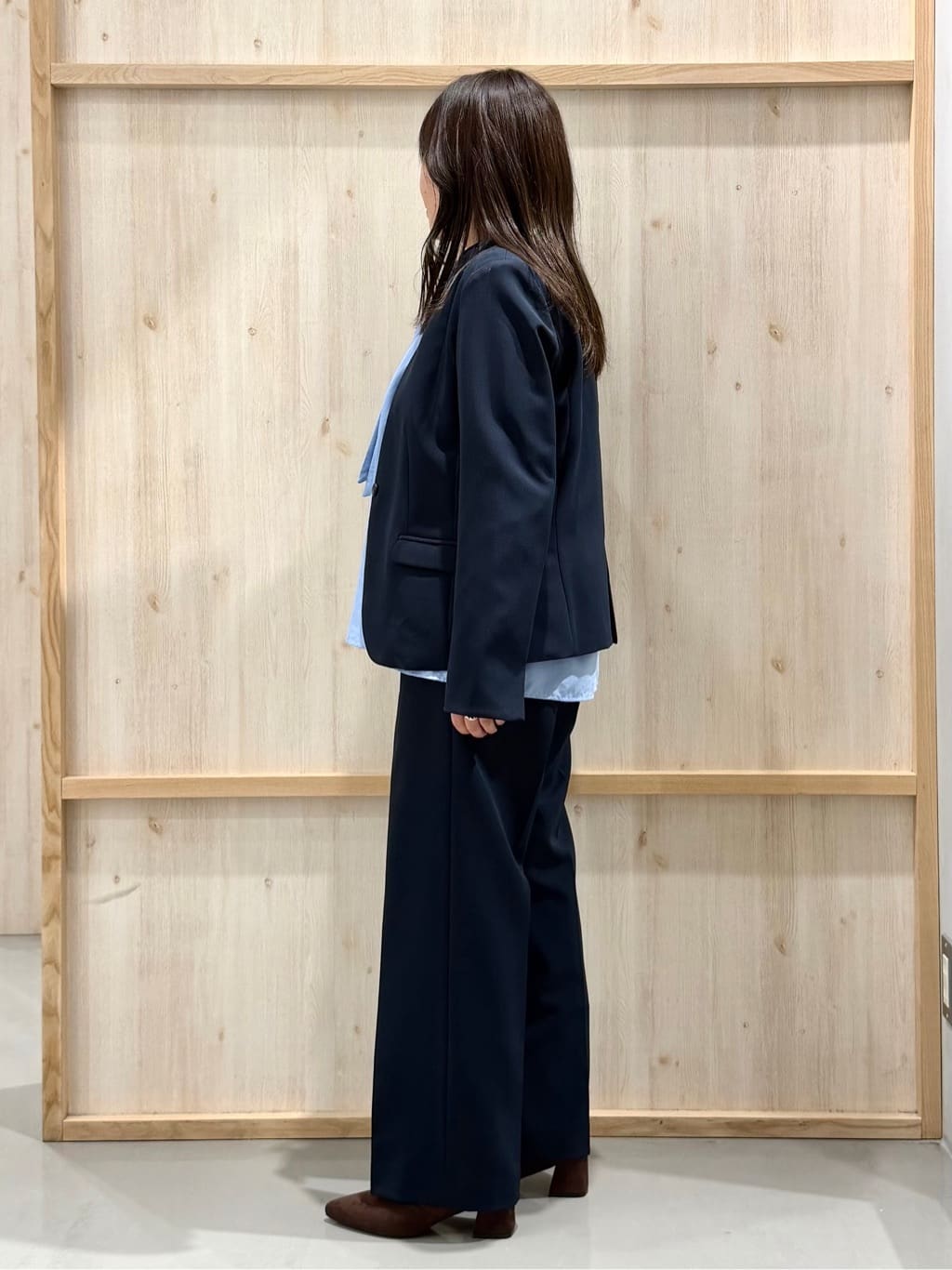 nanaさんの「THE SHOP TK｜【通勤スタイルに】ダブルクロス ノーカラージャケット/セットアップ可」を使ったコーディネート