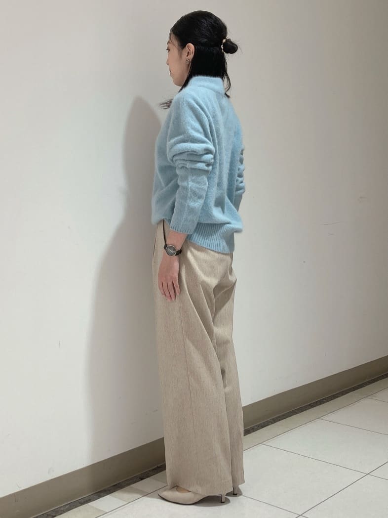 環さんの「UNTITLED｜【大人な品格/ふわふわニット】フォックスカシミヤ コクーンニット」を使ったコーディネート