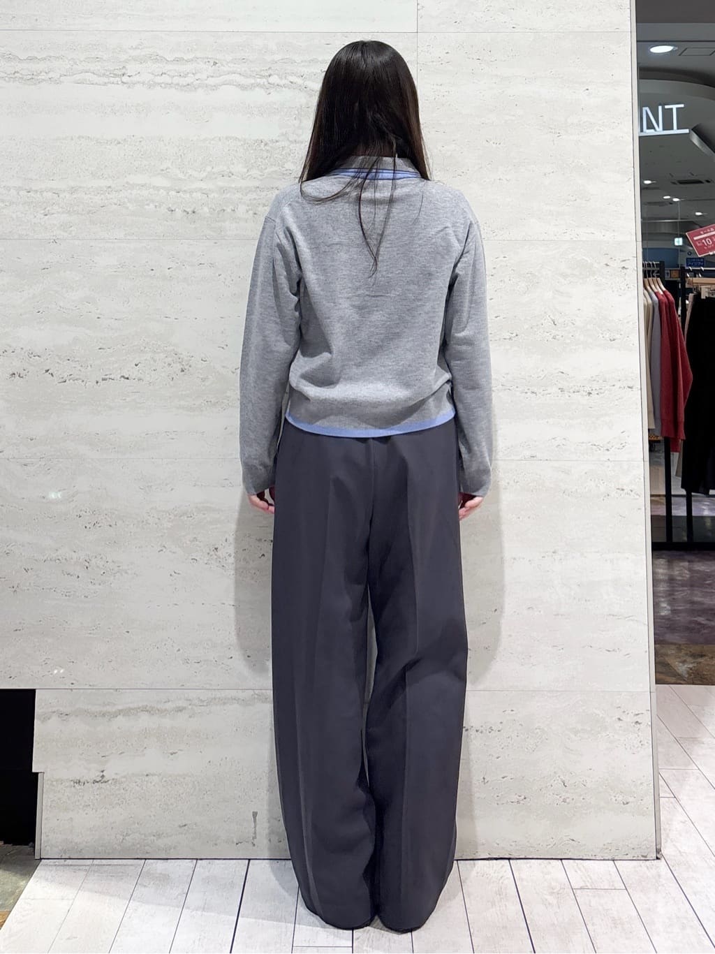かほさんの「OPAQUE.CLIP｜ダブルカラーポロ衿配色ニット【洗濯機OK】」を使ったコーディネート