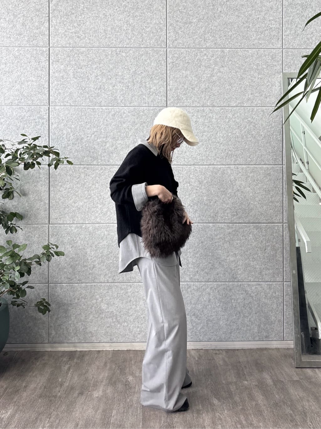 kotakiさんの「INDIVI｜【洗える】ヘアリーフォルムニット」を使ったコーディネート