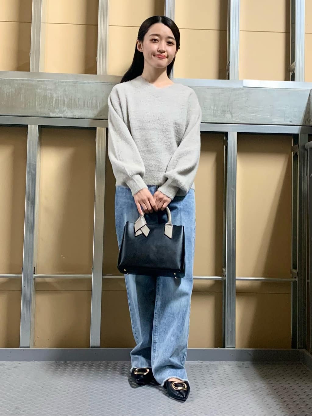 sahoさんの「THE SHOP TK｜【ぎゅっとされているような暖かさ】撥水中綿ブルゾン」を使ったコーディネート