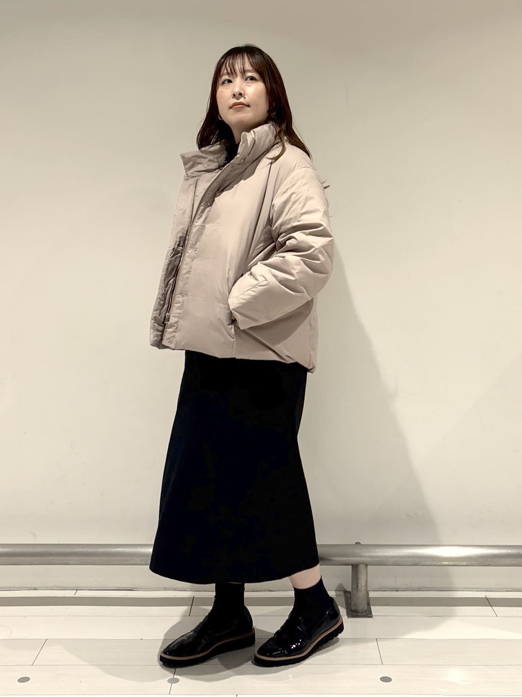 nakamuraさんの「Reflect｜【すっきりシルエット】ショート丈ダウンコート」を使ったコーディネート