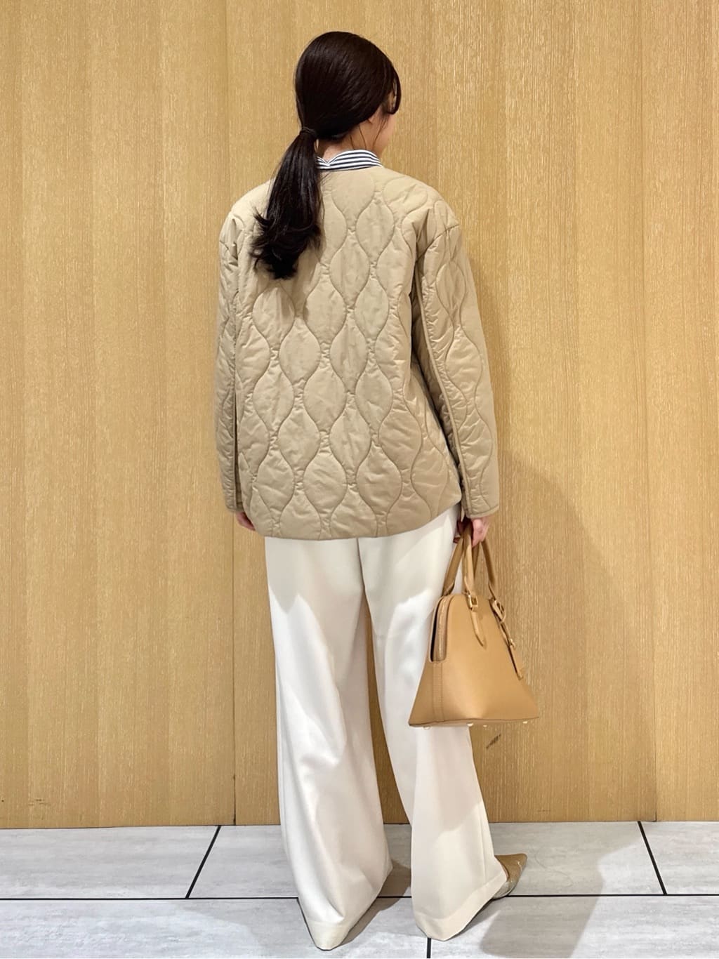 nanaさんの「UNTITLED｜【8色展開／コンパクト丈】レーヨン混 コクーンニット」を使ったコーディネート