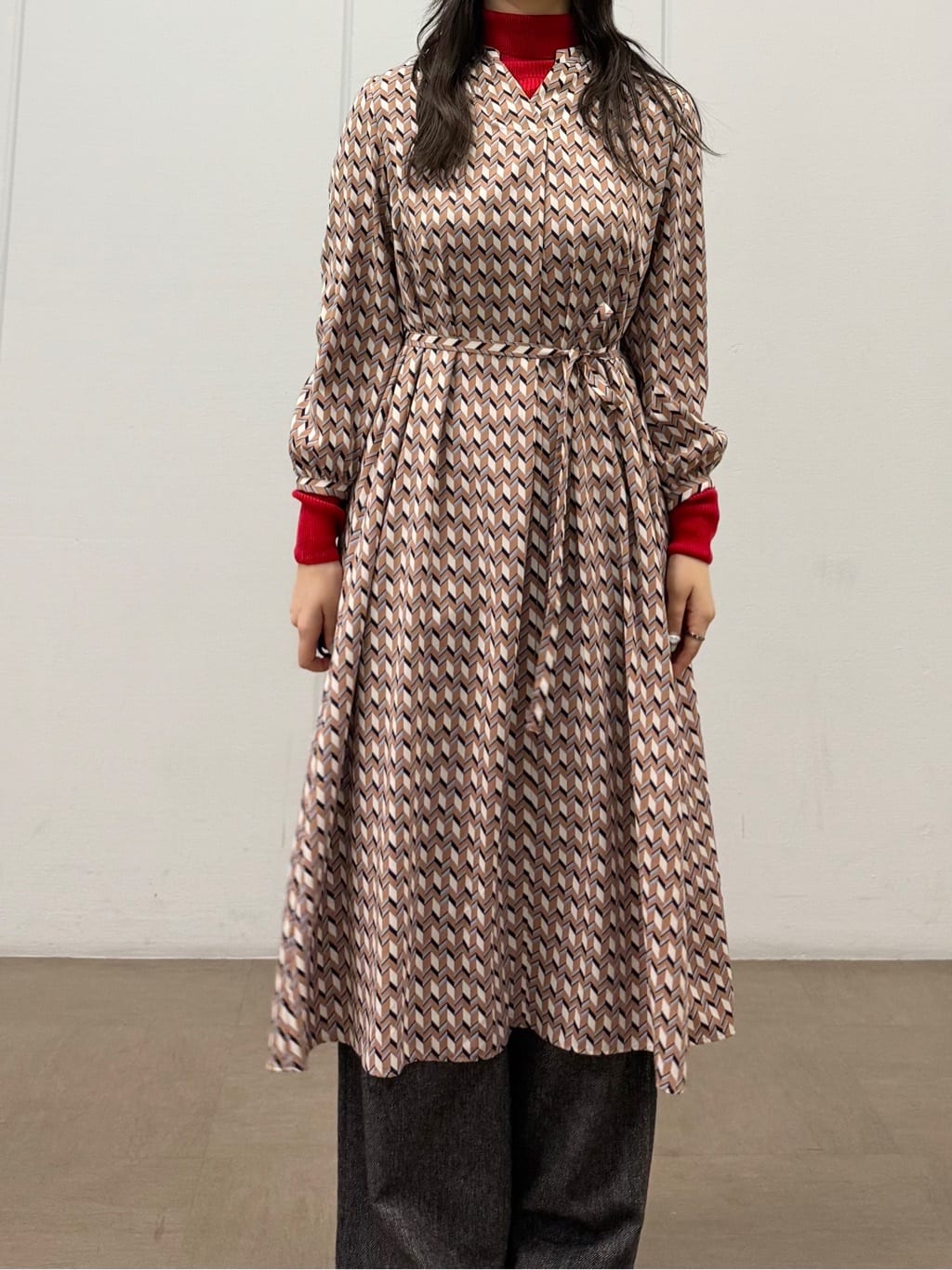 mizukiさんの「INDIVI｜【軽量／ウール混】ライトフォルム ロングコート」を使ったコーディネート