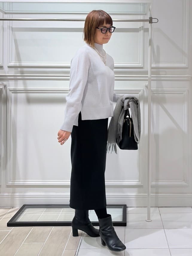 AKKOさんの「UNTITLED｜【8色展開/洗える】ウールカシミヤ ハイネックニット」を使ったコーディネート