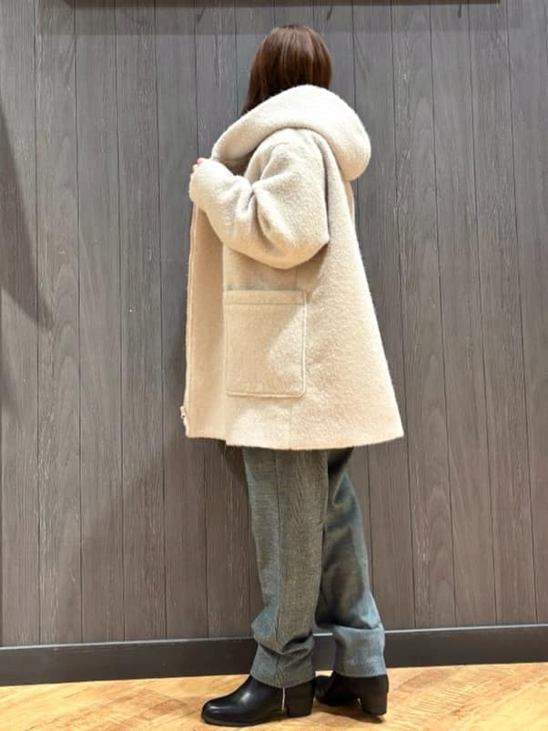 meiさんの「SHOO･LA･RUE｜【洗濯機可/S-LL】美脚見え あったか裏起毛 テーパードパンツ」を使ったコーディネート