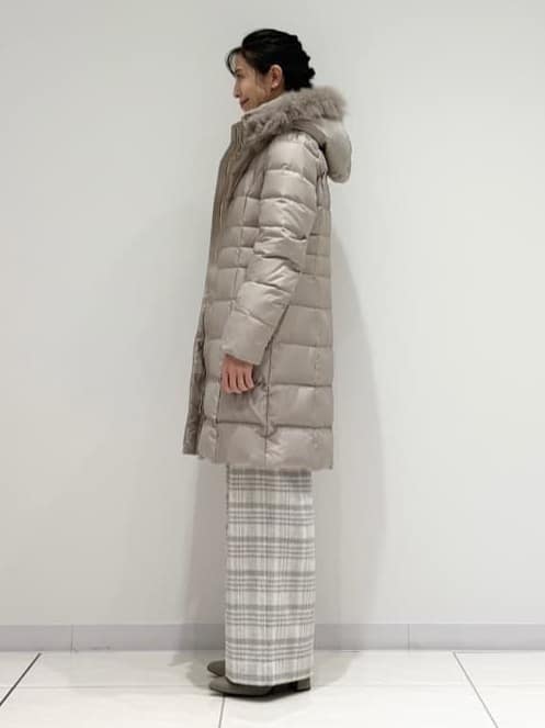 kayoさんの「INDIVI｜【名品／撥水／抗菌防臭】ロング丈リサイクルダウンコート」を使ったコーディネート