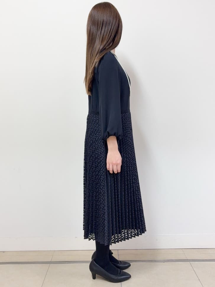 ハルさんの「Reflect｜【SS-4Lサイズ】シフォン&times;幾何柄レースプリーツワンピース」を使ったコーディネート