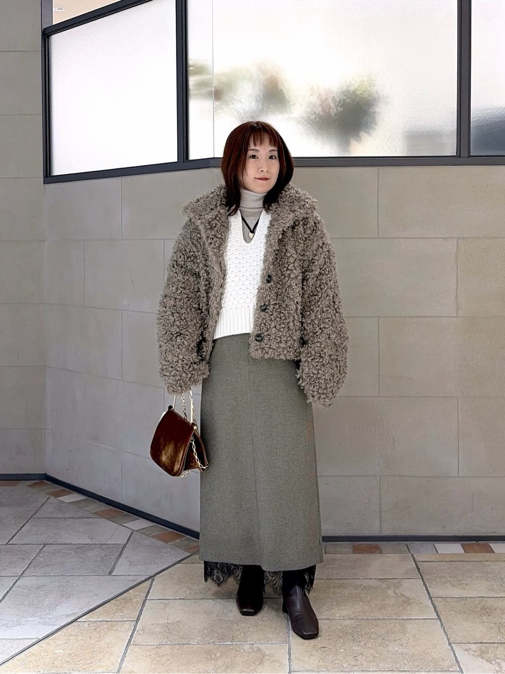 よねさんの「INDIVI｜スキッパーフォルムニット」を使ったコーディネート