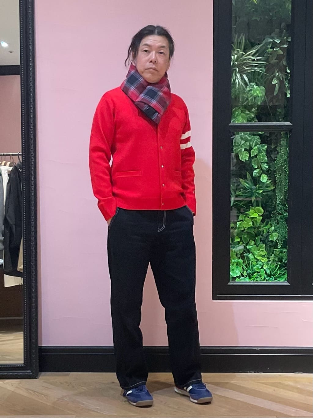 Nagaseさんの「DRESSTERIOR｜◆ウォッシャブル アームライン ラウンドカーディガン」を使ったコーディネート