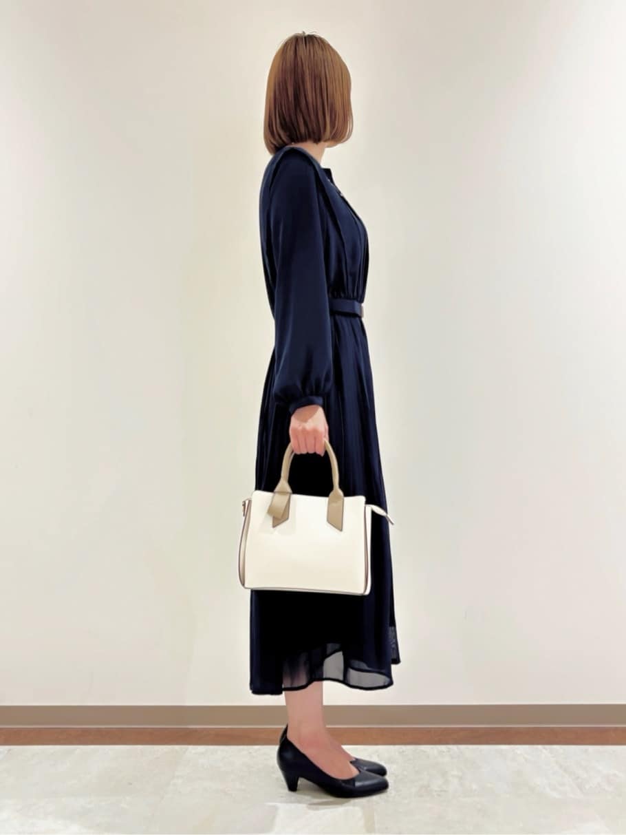 miさんの「grove｜【人間工学】つつまれフィットパンプス【入卒対応可】」を使ったコーディネート
