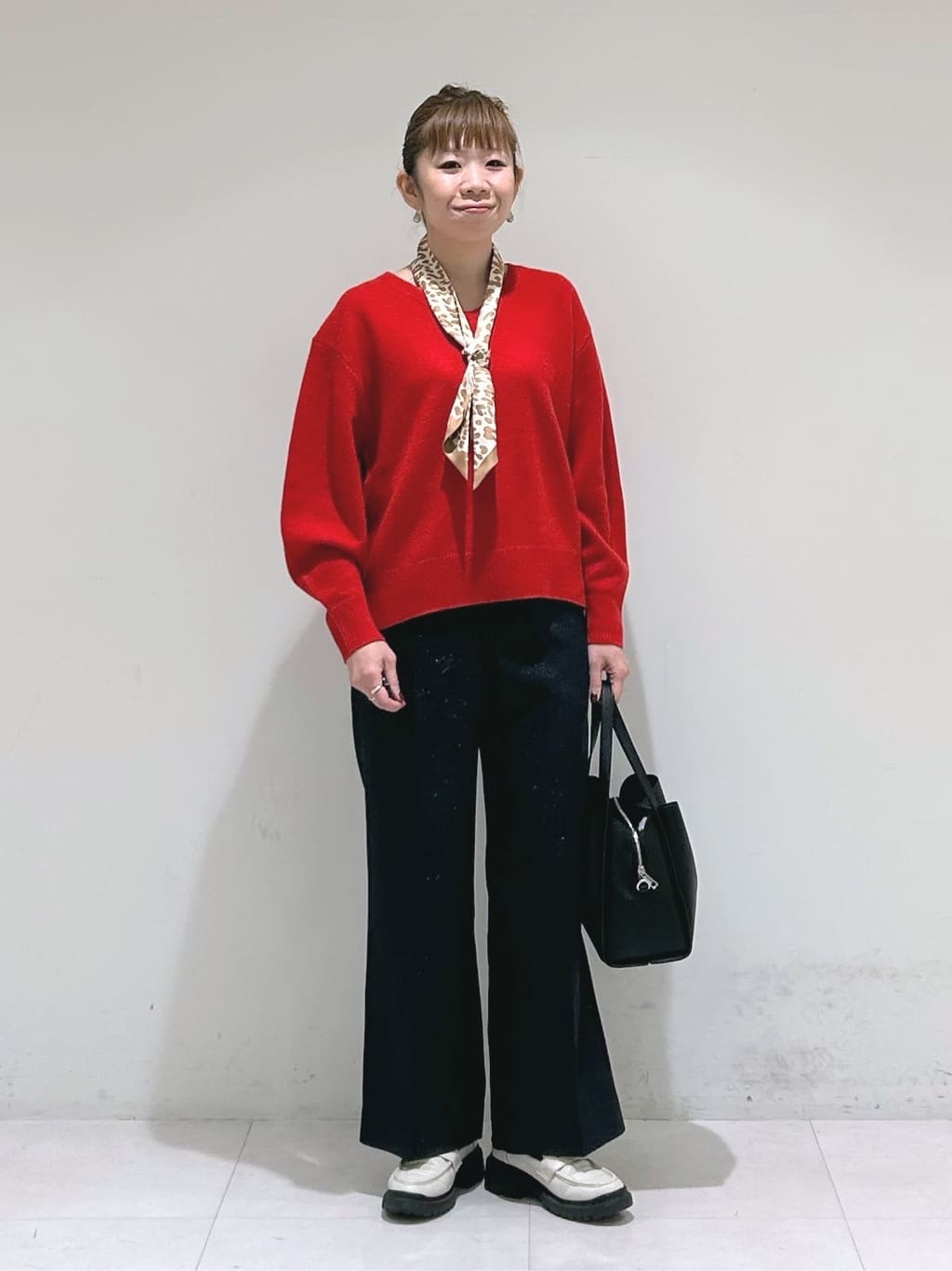 tsuyuさんの「INDIVI｜【軽量／ウール混】ライトフォルム ロングコート」を使ったコーディネート