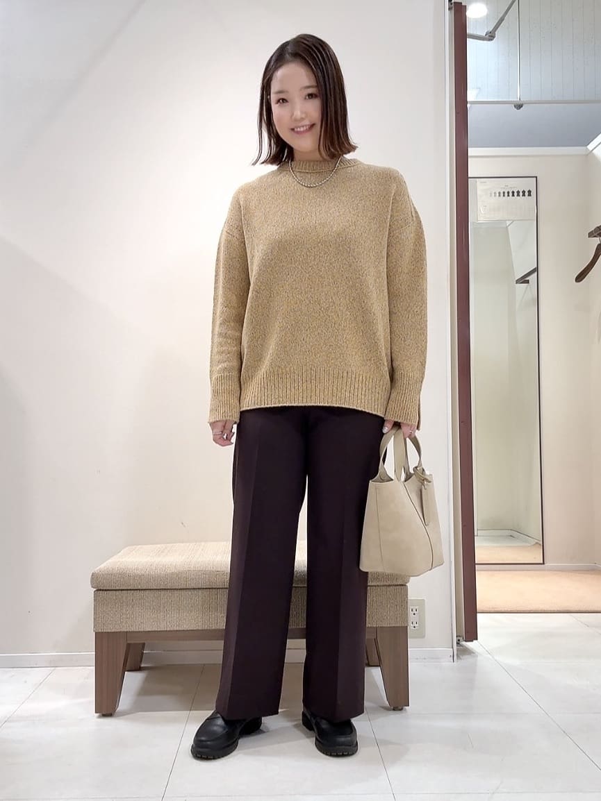 YUIさんの「UNTITLED｜【はっ水機能/フード取り外し可/防寒】ロングダウンコート」を使ったコーディネート