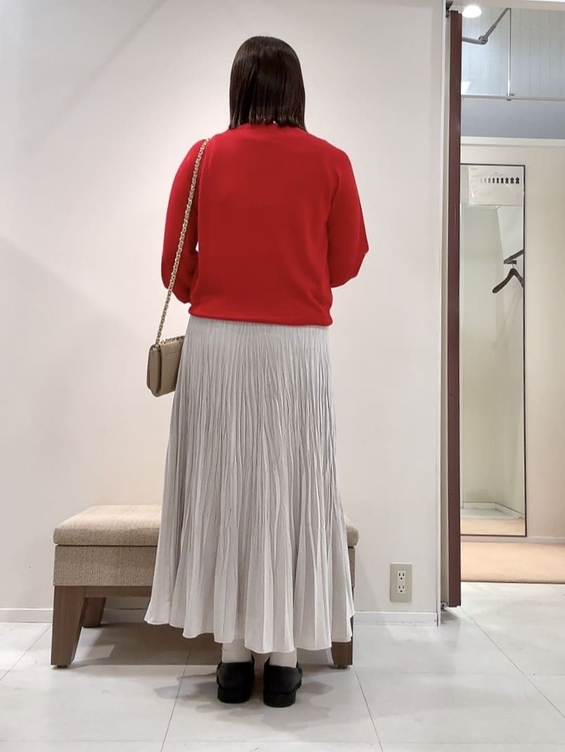 YUIさんの「UNTITLED｜【はっ水機能/フード取り外し可/防寒】ロングダウンコート」を使ったコーディネート