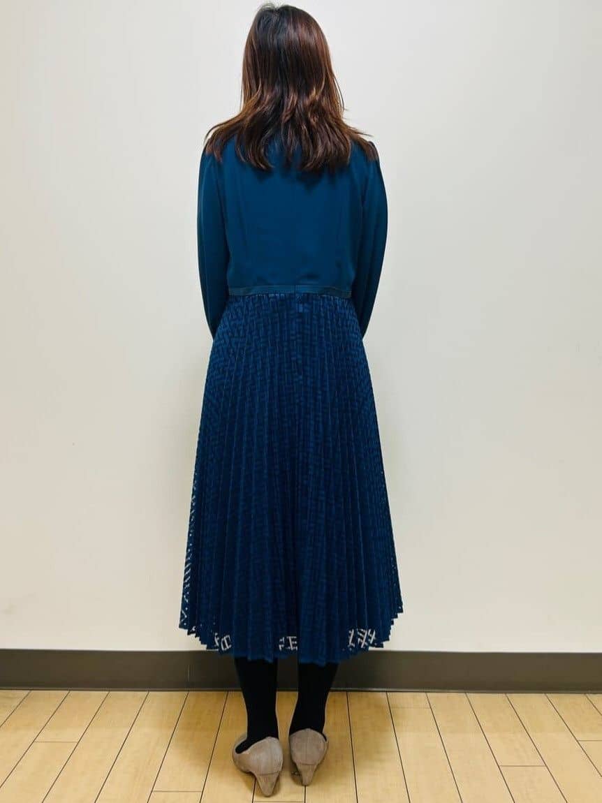 miiiさんの「Reflect｜【SS-4Lサイズ】シフォン&times;幾何柄レースプリーツワンピース」を使ったコーディネート