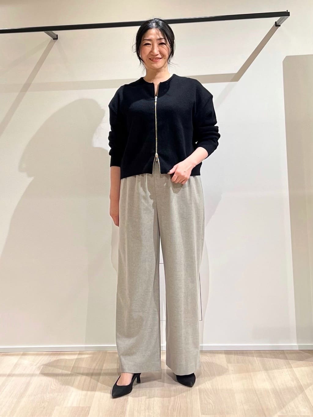 TOMOMIさんの「UNTITLED｜【洗える】モックネックミラノリブニット」を使ったコーディネート