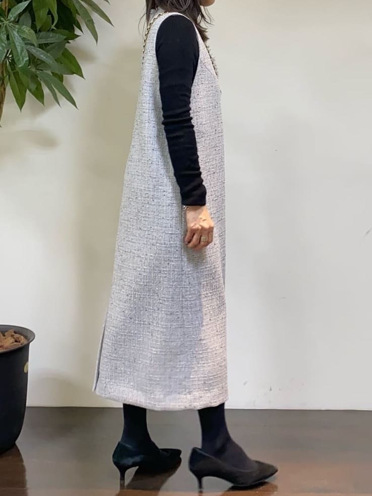 tomoさんの「UNTITLED｜【洗える/細見え】ツイード ジャンパースカート」を使ったコーディネート