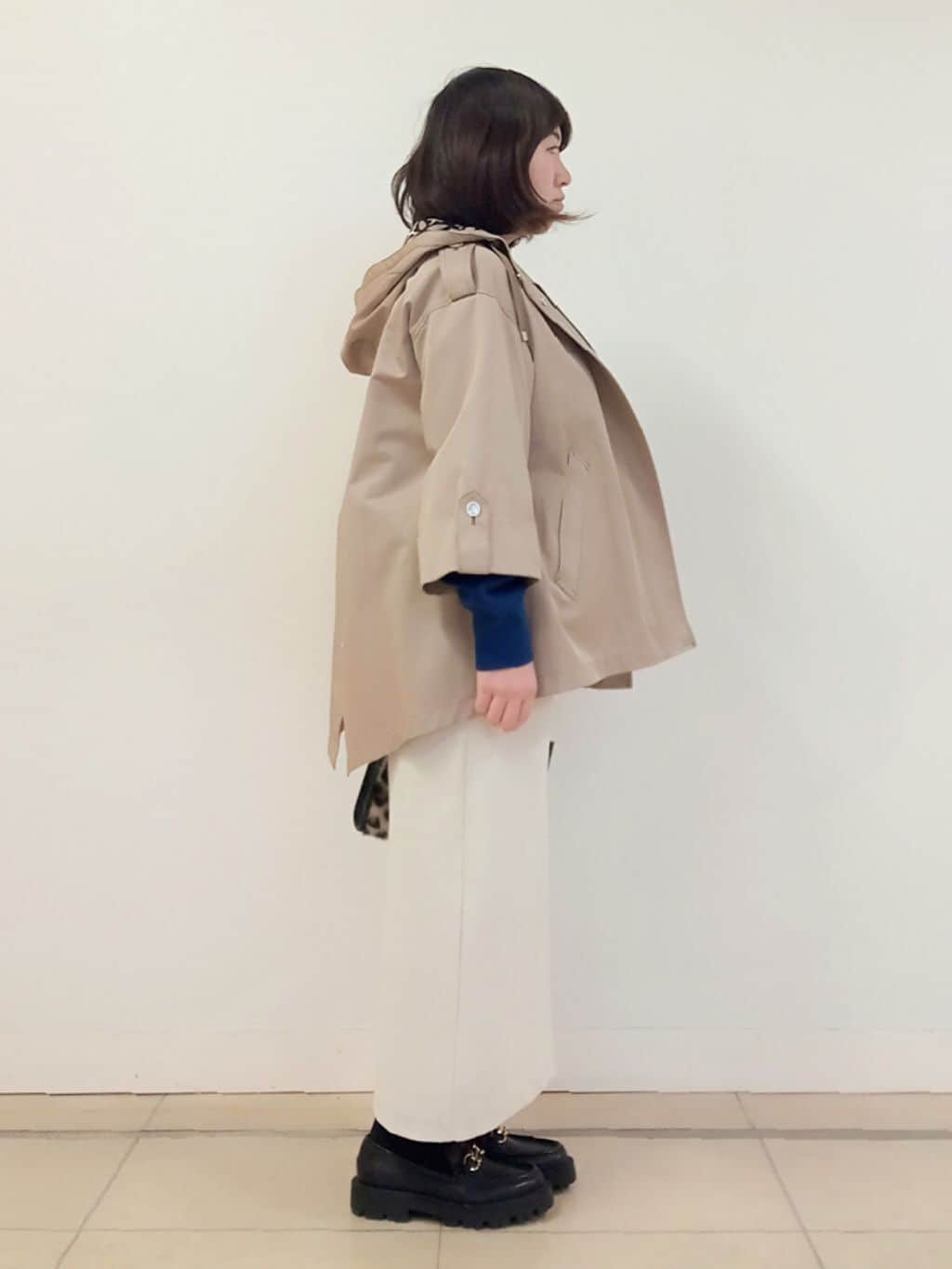 emiさんの「DRESSTERIOR｜◆【洗える/ポケット付き】ストレッチナロースカート」を使ったコーディネート