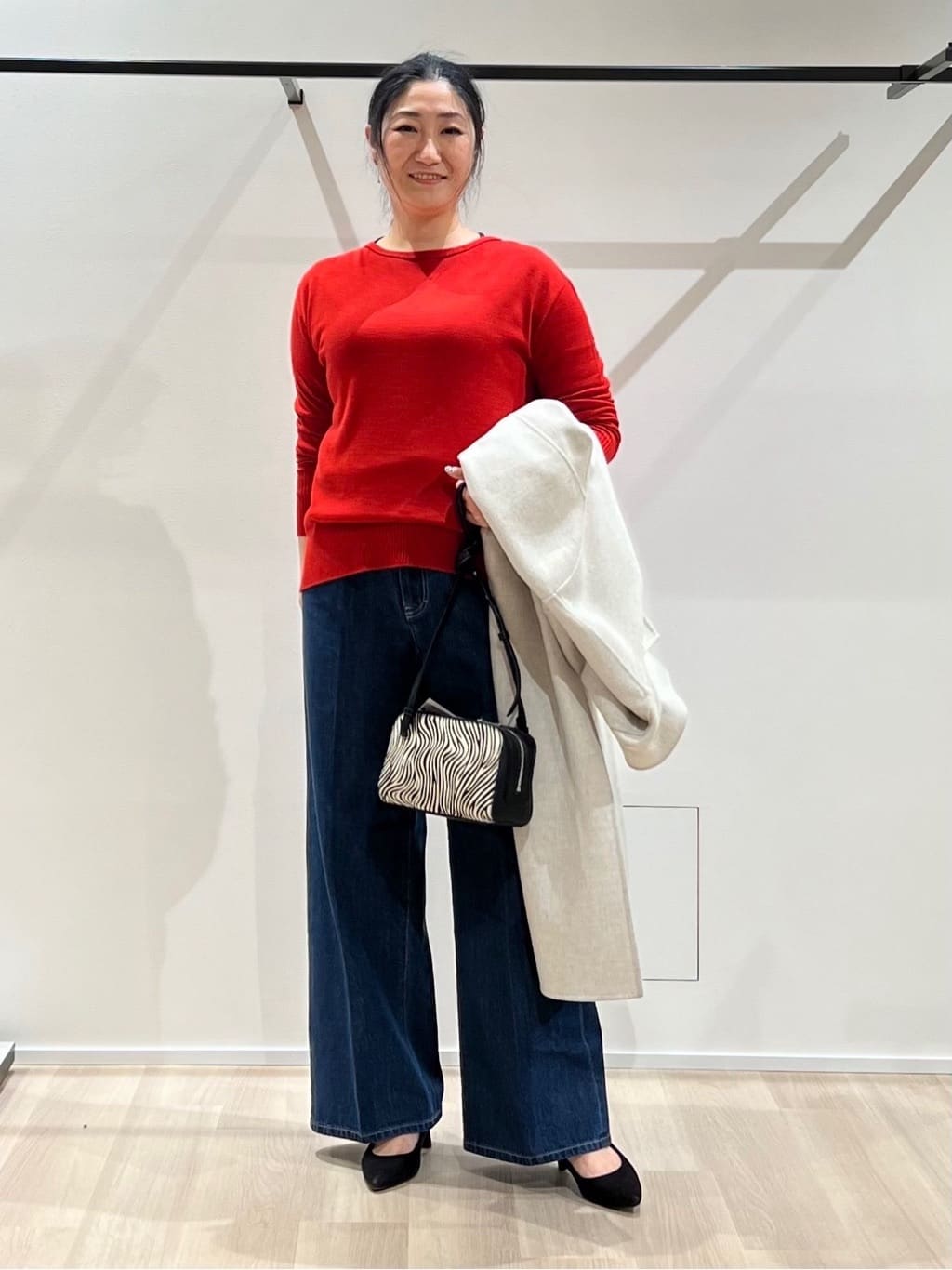 TOMOMIさんの「UNTITLED｜【8色展開/体型カバー】魅せるタイムレスニット」を使ったコーディネート