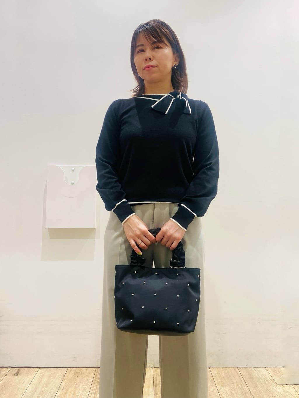 YUKOさんの「index｜サイドリボンバイカラーニット【洗濯機OK】」を使ったコーディネート