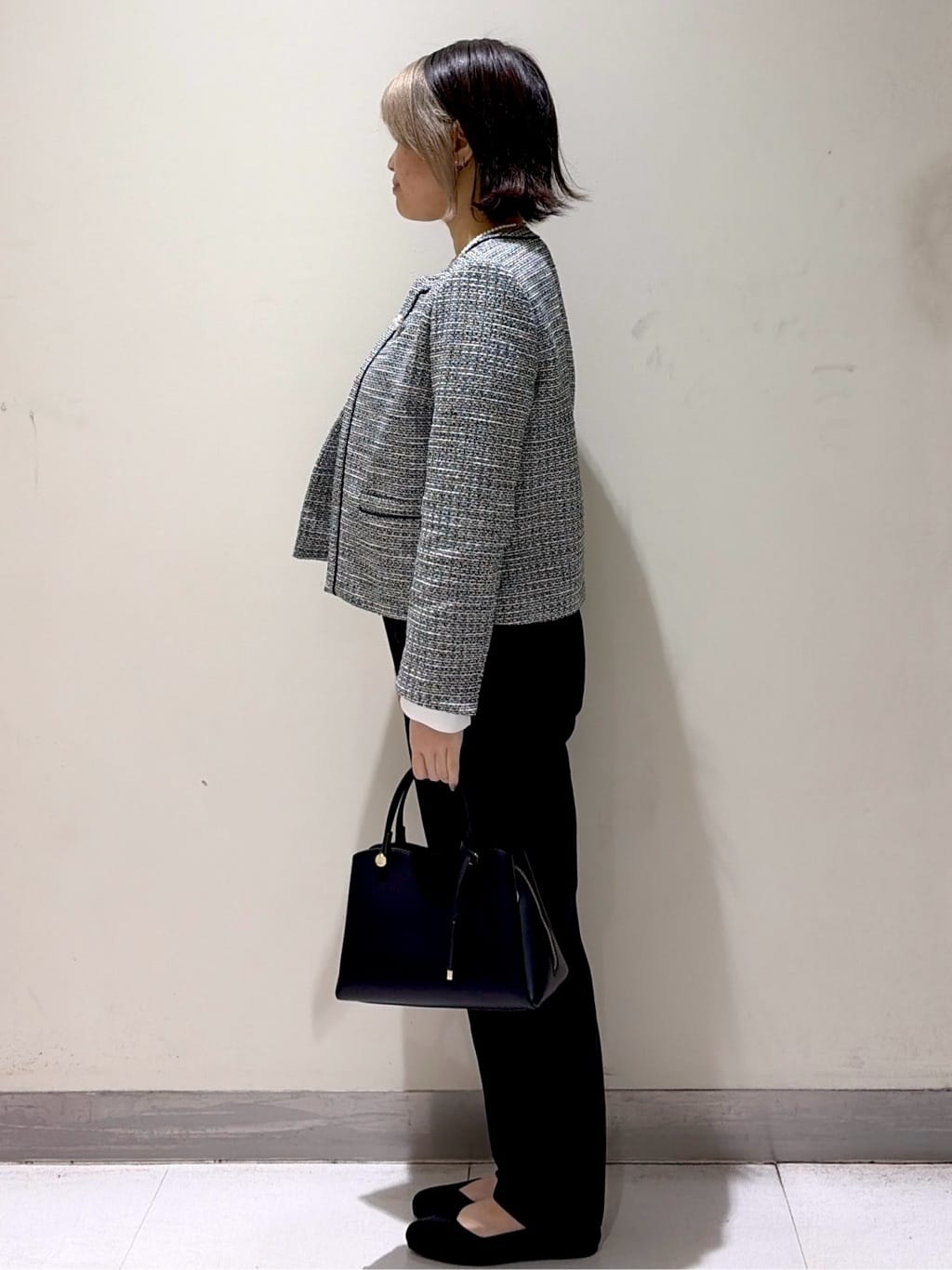 *mai*さんの「OPAQUE.CLIP｜メタルフラワーフェイクパールブローチ」を使ったコーディネート
