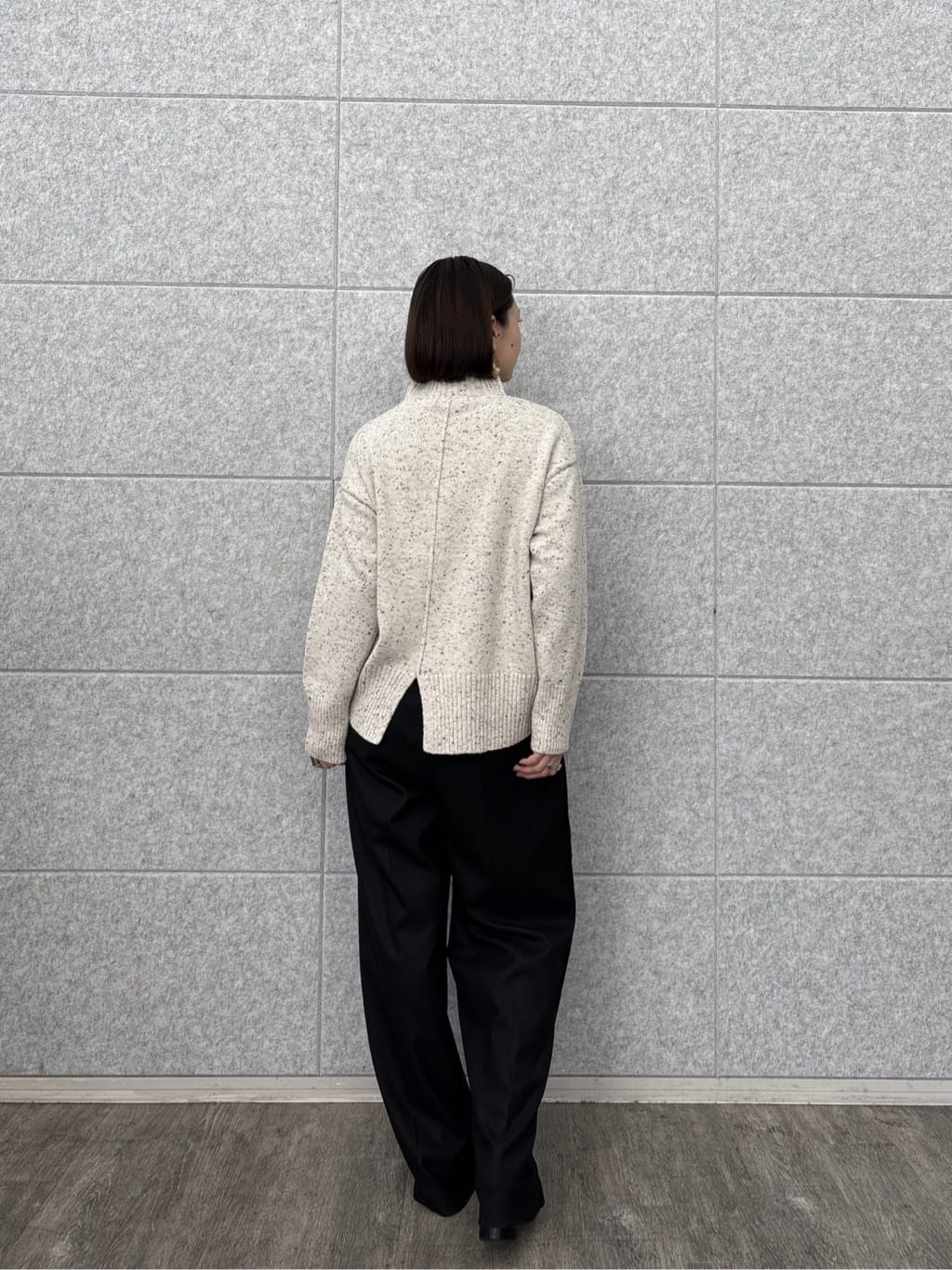 ayanoさんの「INDIVI｜Comfy SET UP｜イージーストレートスラックス【セットアップ対応／通勤／カセット服】」を使ったコーディネート