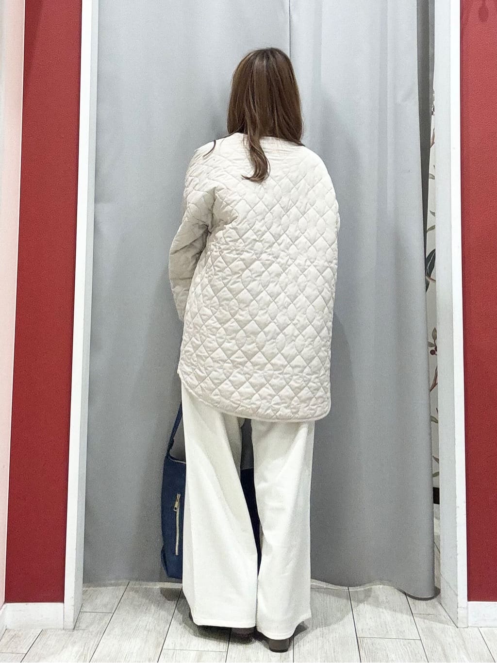 shioさんの「SHOO･LA･RUE｜【高レビュー/洗濯機可/S-LL】さらに軽くなった スポンディッシュ裾フェイクトップス」を使ったコーディネート