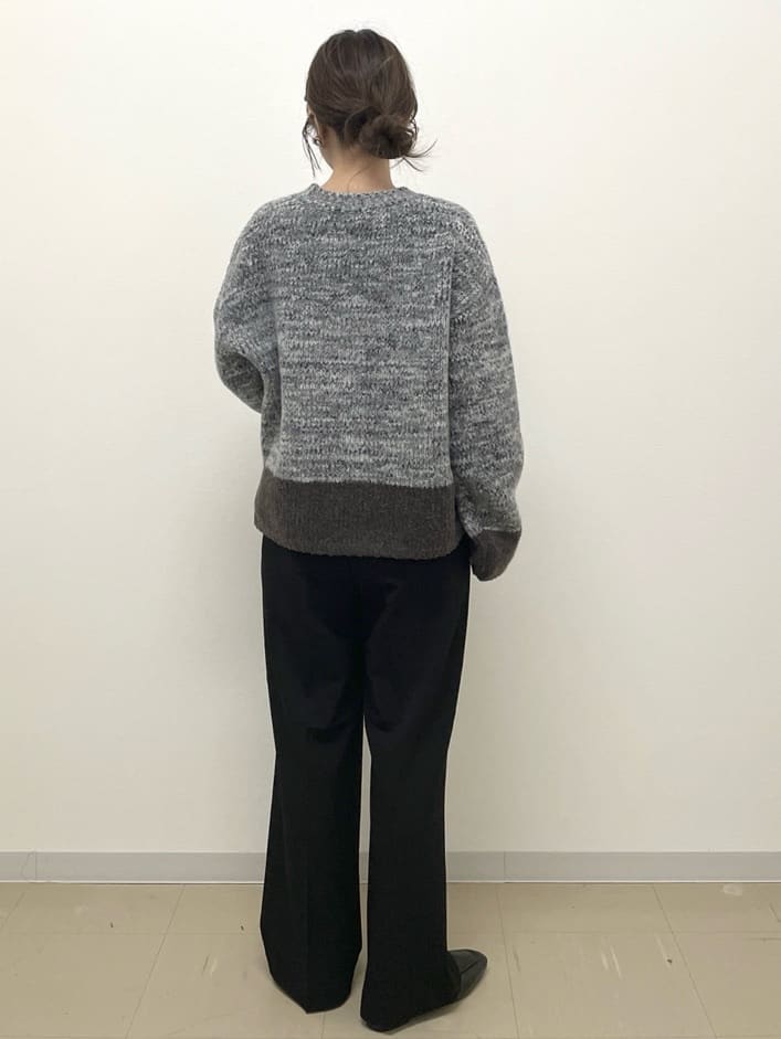 Akiさんの「OPAQUE.CLIP｜カラーMIXミドルゲージニット【洗濯機OK】」を使ったコーディネート