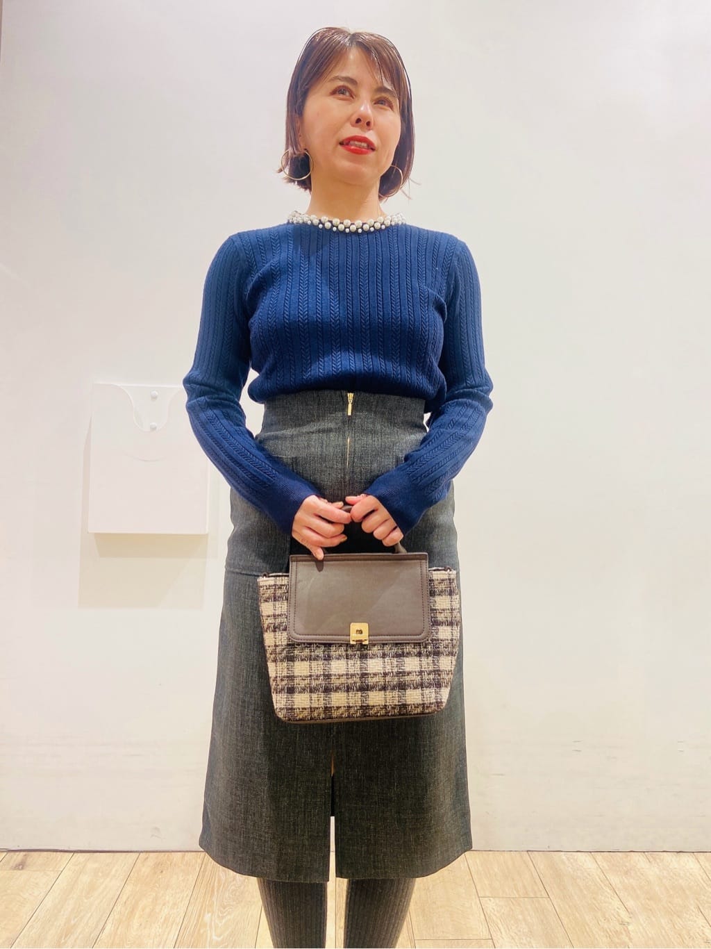 YUKOさんの「index｜パール調ネックケーブルニット【洗濯機OK】」を使ったコーディネート