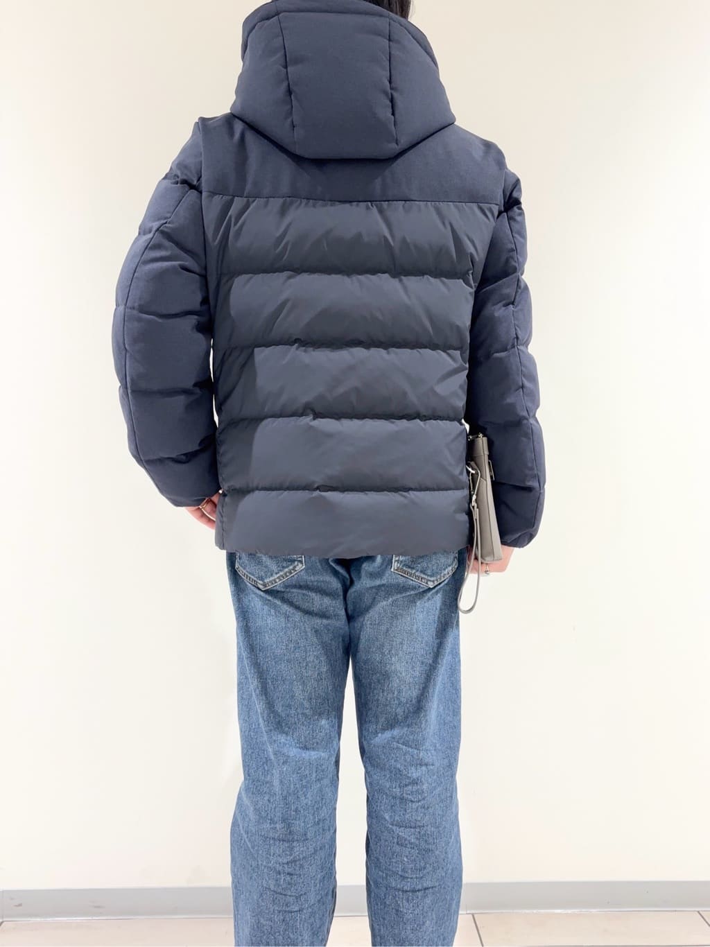 及川さんの「TAKEO KIKUCHI｜カラーコンビ ダウンブルゾン」を使ったコーディネート