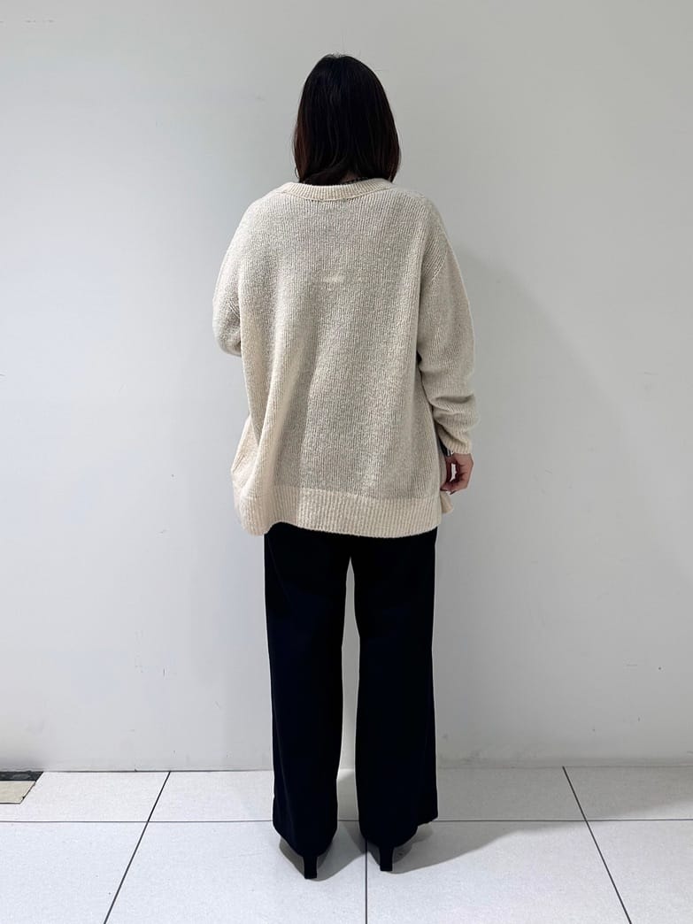そんさんの「INDIVI｜【エアリー素材】ブークレ着流しニットカーディガン」を使ったコーディネート