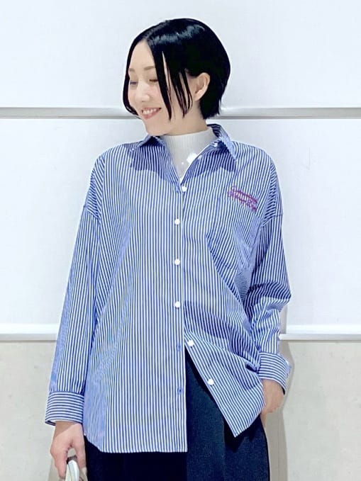 eriko さんの「Dessin｜【洗える】刺繍ロゴ入りオーバーシャツ」を使ったコーディネート