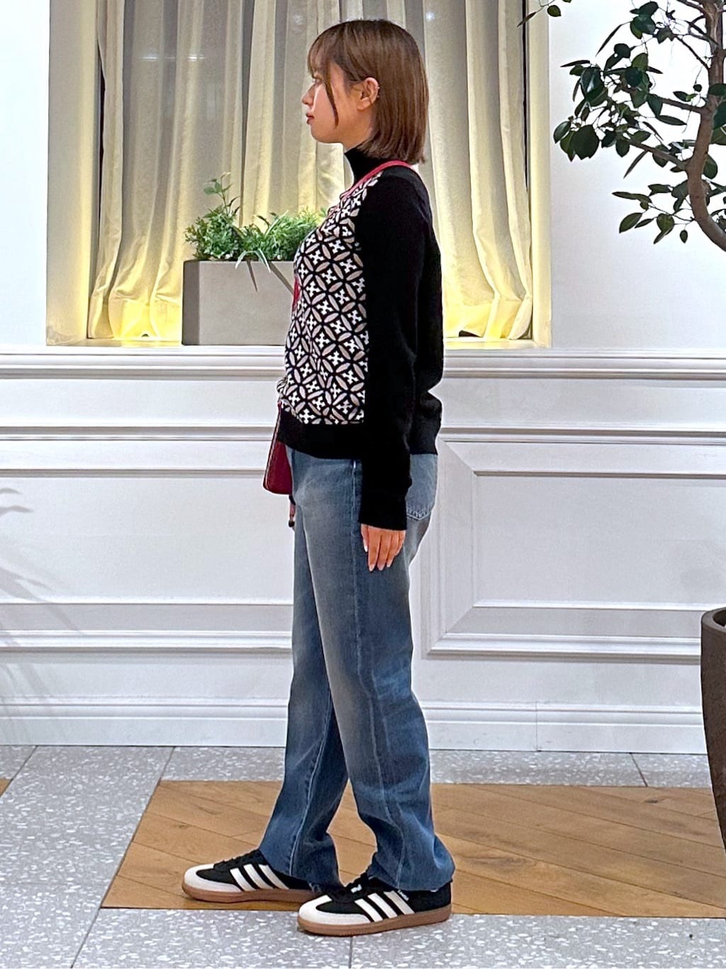 なべこさんの「DRESSTERIOR｜【ウォッシャブル】テーパードコンフォートデニム」を使ったコーディネート
